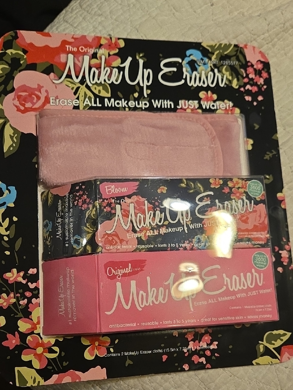 MakeUp Eraser Pink and Black Floral Makeup Removal Cloth Set New